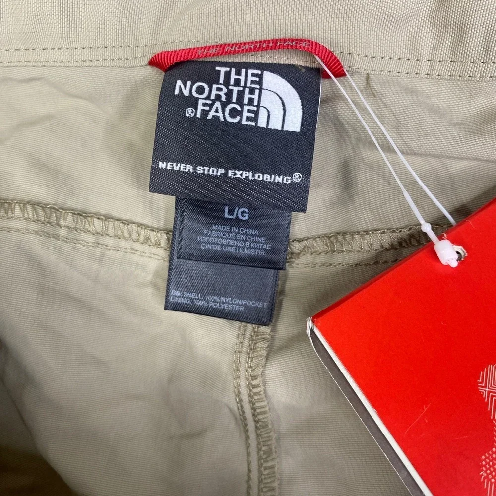 The North Face Paramount Peak Cargo Shorts Dune Beige Mens Large AJFF254 UPF 30